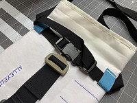 Tote bag strap configuration
